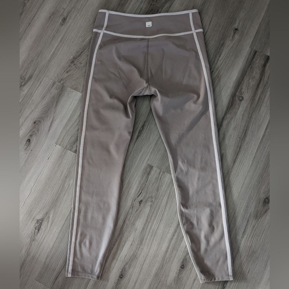 Vuori Piper Breathe Interlocking Leggings Graphite Size M